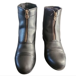 Ariat Women's Black Combat Boots Wiggle Room Front Zip Fit System Size 4 Goth